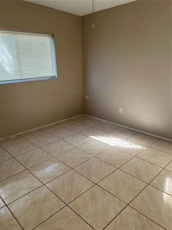 Foto del edificio - 108 Japonica Dr