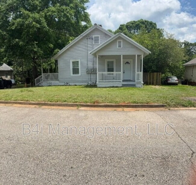 Building Photo - 422 Lakeview St