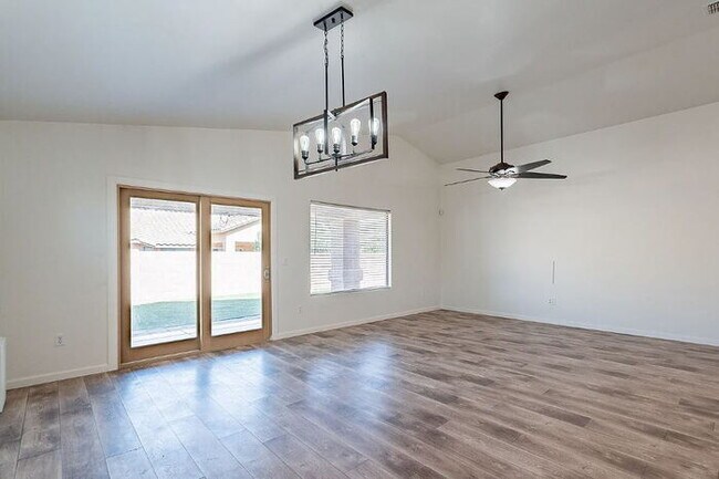 Foto del edificio - Madera Highlands