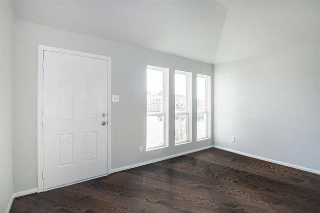 Building Photo - 16608 Foursquare Dr