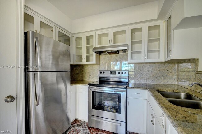Foto del edificio - 3 br, 3 bath House - 131 N Golfview Rd Apt 4
