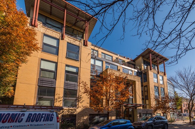 Building Photo - 2301 Champlain St NW