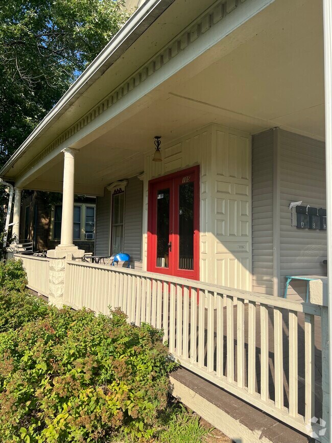 Apartments For Rent in Fruitland IA with Hardwood Floors 1 Rentals