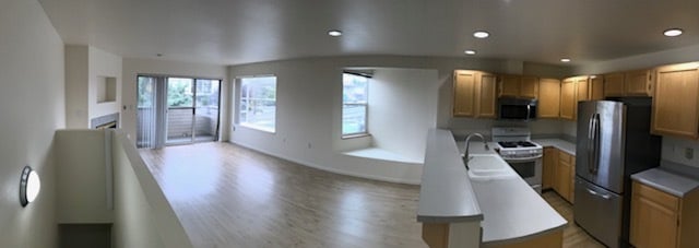 Unit 1 kitchen - 2505 Dexter Ave