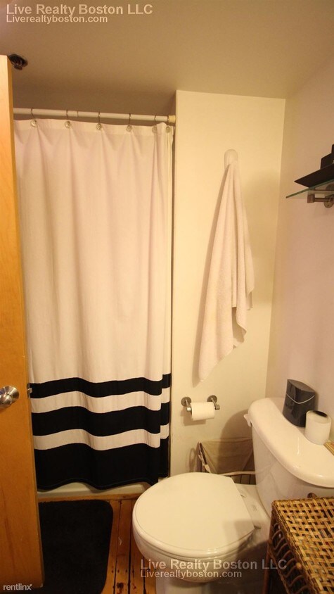 Primary Photo - 244 Brighton Ave