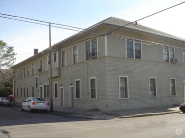 Building Photo - 1634 Third St