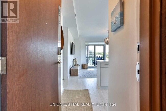 Building Photo - 271-B271 Sea Ray Ave