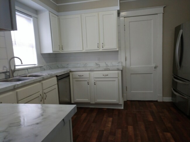 Foto del edificio - 32 Fuller Ave SE