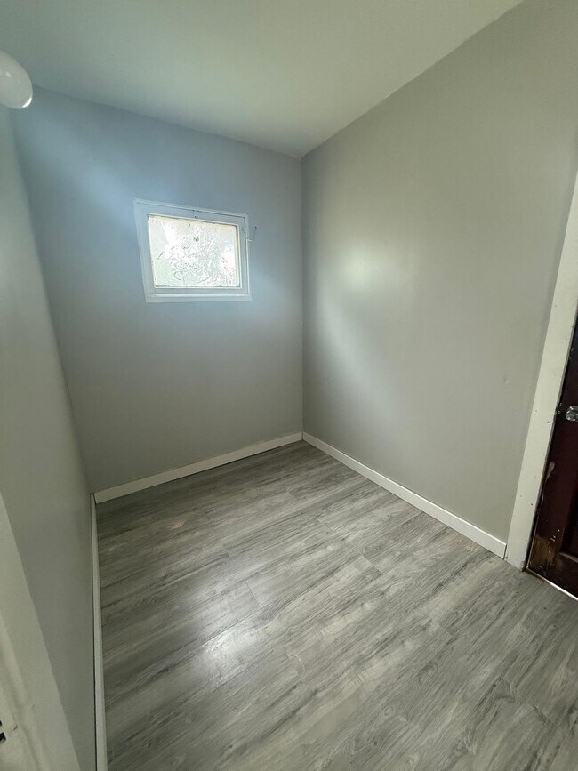 Foto del edificio - 720 E 126th St