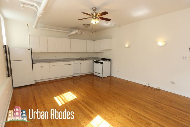 Foto del edificio - 816 W Waveland Ave