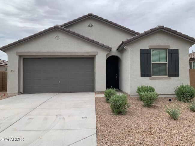 Building Photo - 345 E Caribbean Dr