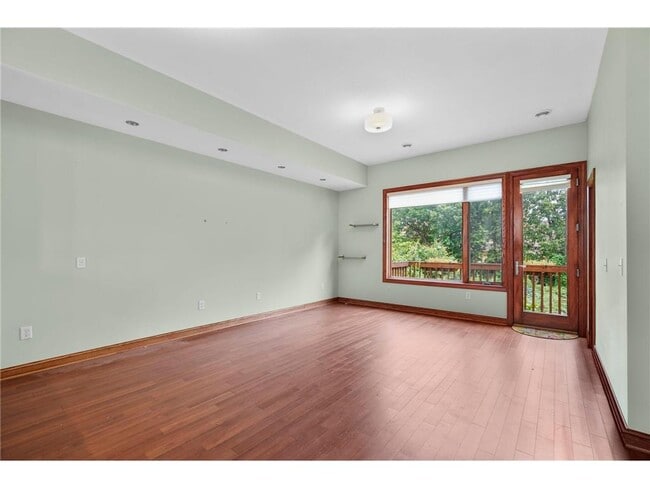 Building Photo - 2707 1st Ave S