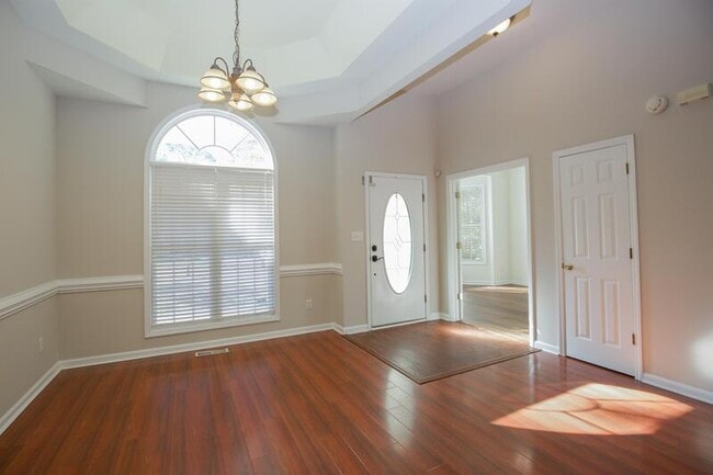 Foto del edificio - 26 Tahoe Cir