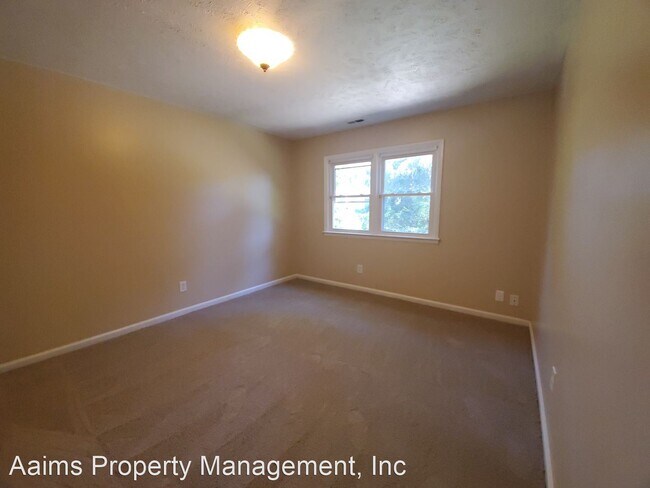 Foto del edificio - 4 br, 2 bath House - 6316 Lynette Cir
