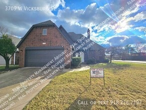 Building Photo - 3709 W Vicksburg St