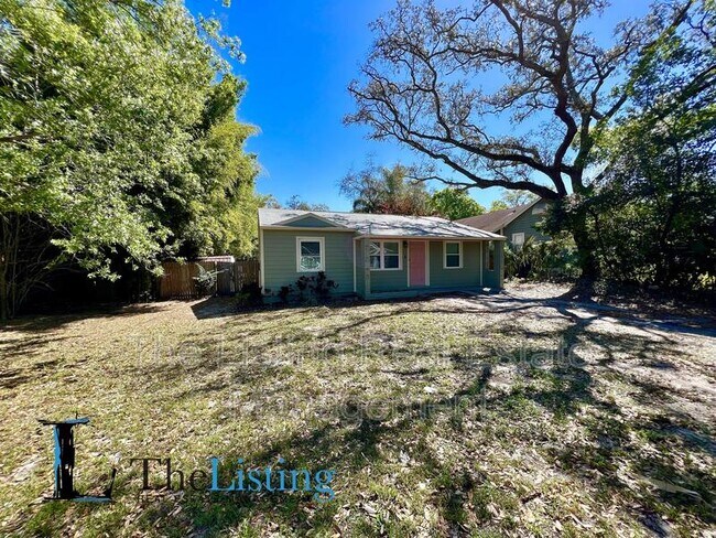 Foto del edificio - 5905 N Tampa St