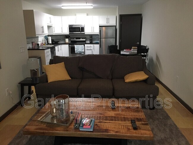 Foto del edificio - 110 Campbell Ave SW