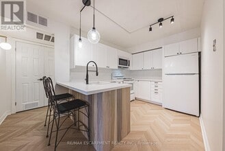 Building Photo - 2030 Cleaver Ave