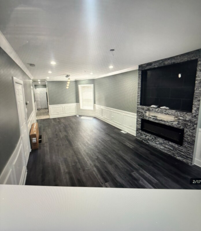 Primary Photo - 3934 N Sawyer Ave