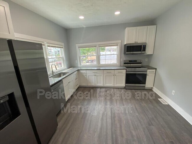 Foto del edificio - 1429 Logan St SE