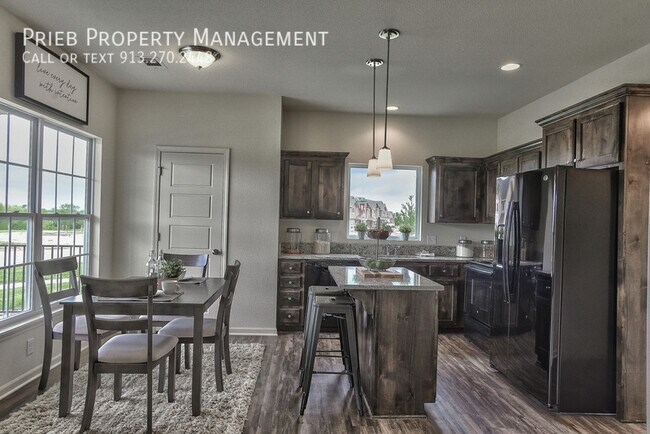 Foto del edificio - Parkview Townhome - Available October 31st