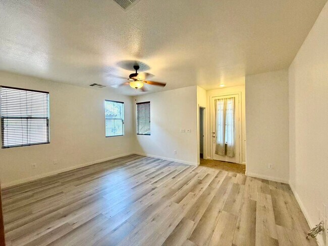 Foto del edificio - 11183 Ranch Valley St