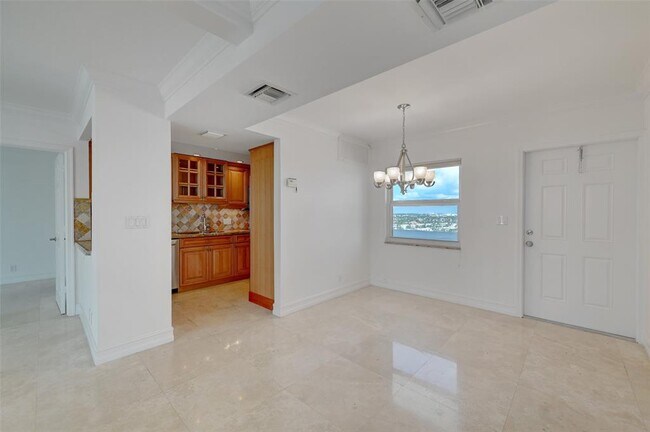 Foto del edificio - 333 NE 21st Ave