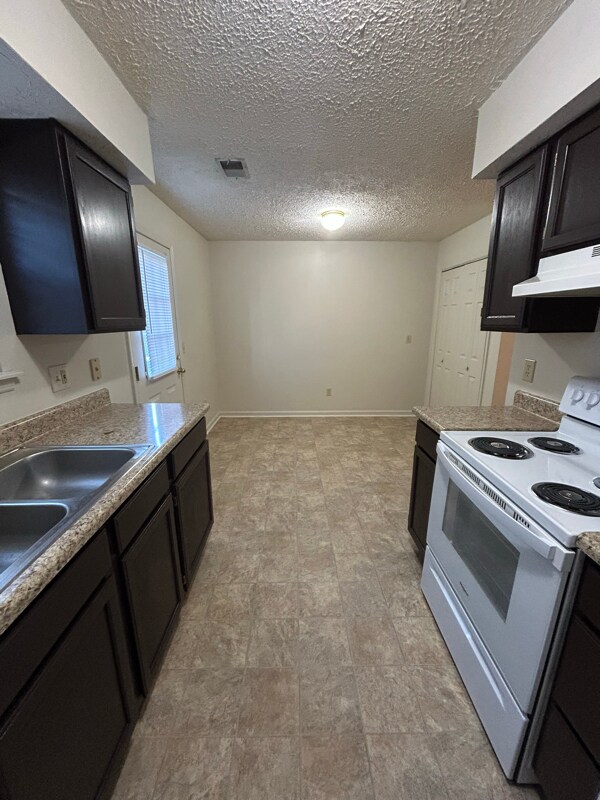 Foto del edificio - 105 O Roark Ave