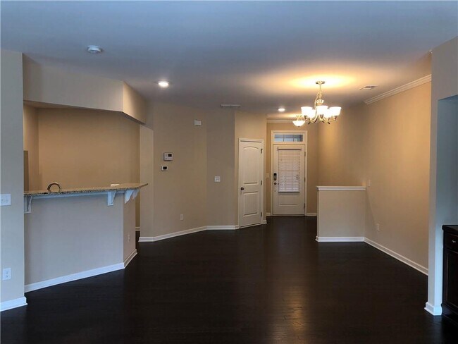 Building Photo - 1175 Hampton Oaks Dr