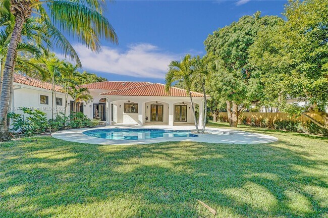 Foto del edificio - 7935 SW 168th St