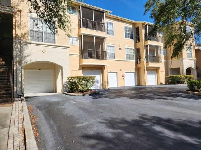 Luxurious condo in Tampa Palms - Luxurious condo in Tampa Palms