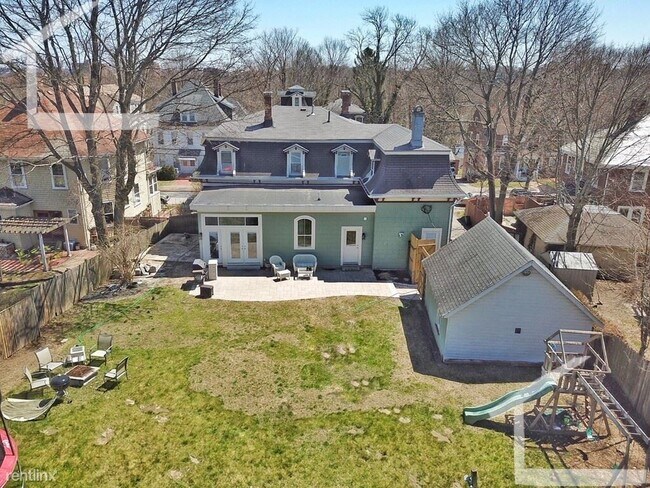 Foto del edificio - 4 br, 3 bath House - 56 S Central Ave 1