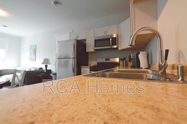 Foto del edificio - 1112 Pleasant St