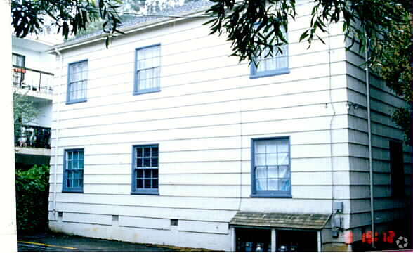 Building Photo - 516 El Camino Real