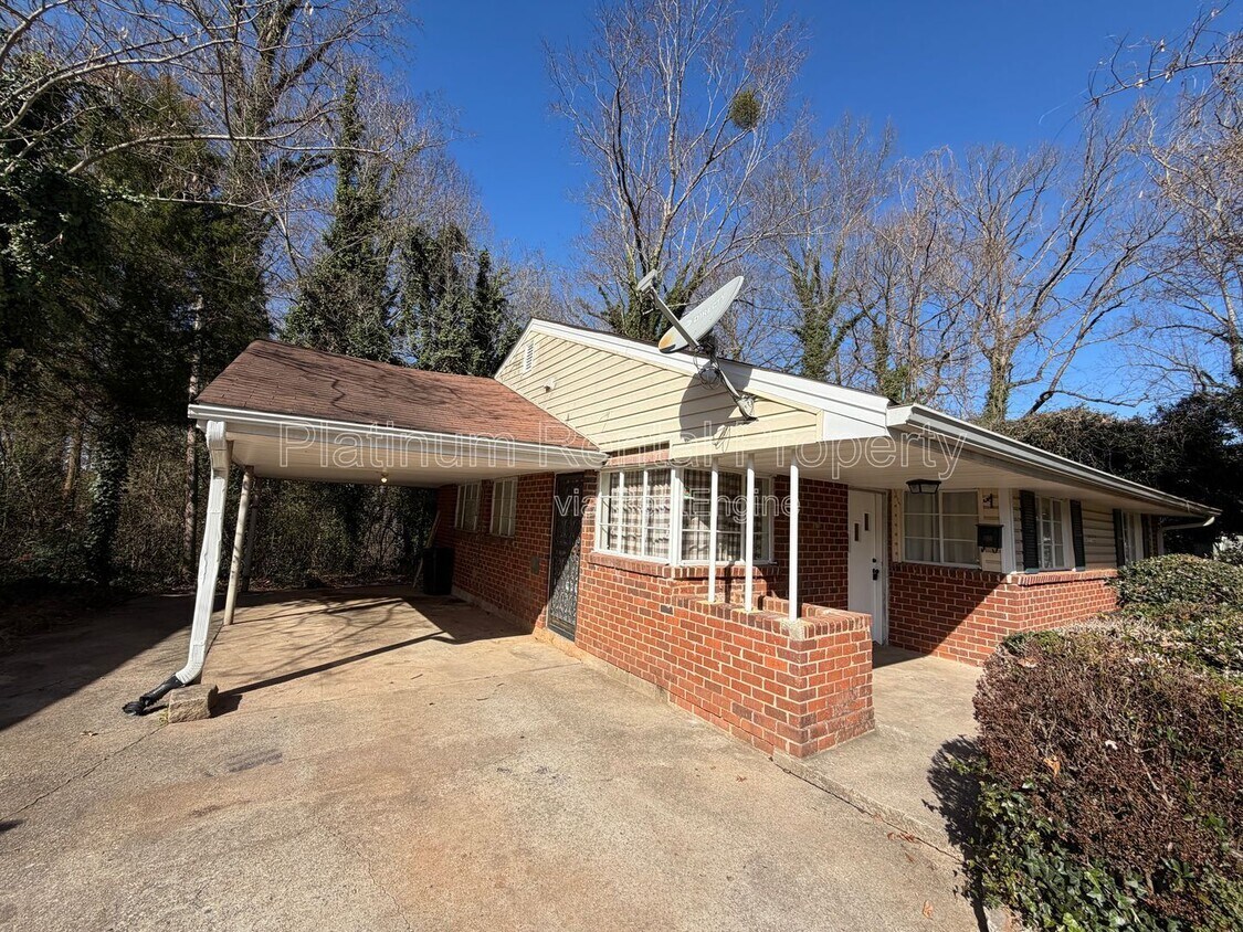 Photo - 1747 Carter Cir