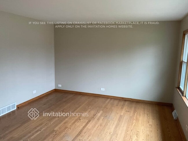 Foto del edificio - 150 E Winthrop Ave