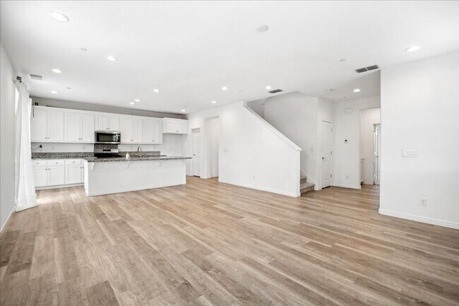 Foto del edificio - 4073 Gloster Way