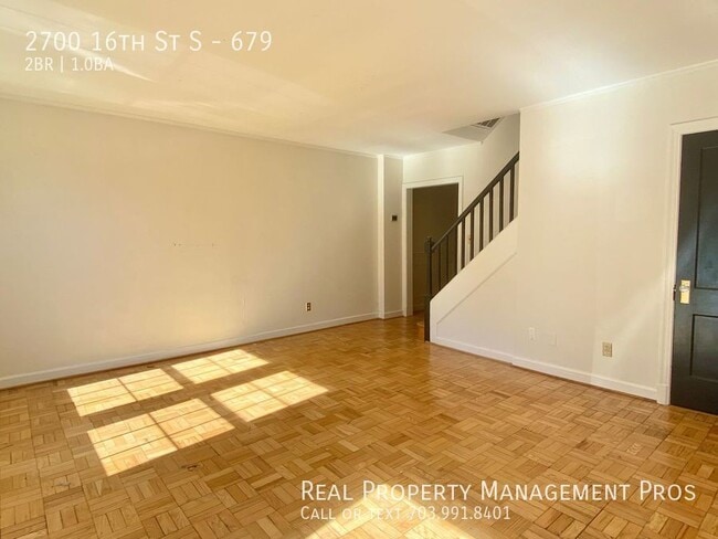 Foto del edificio - 2700 16th St S