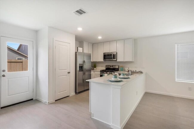 Building Photo - 12406 Lady Slipper Rd