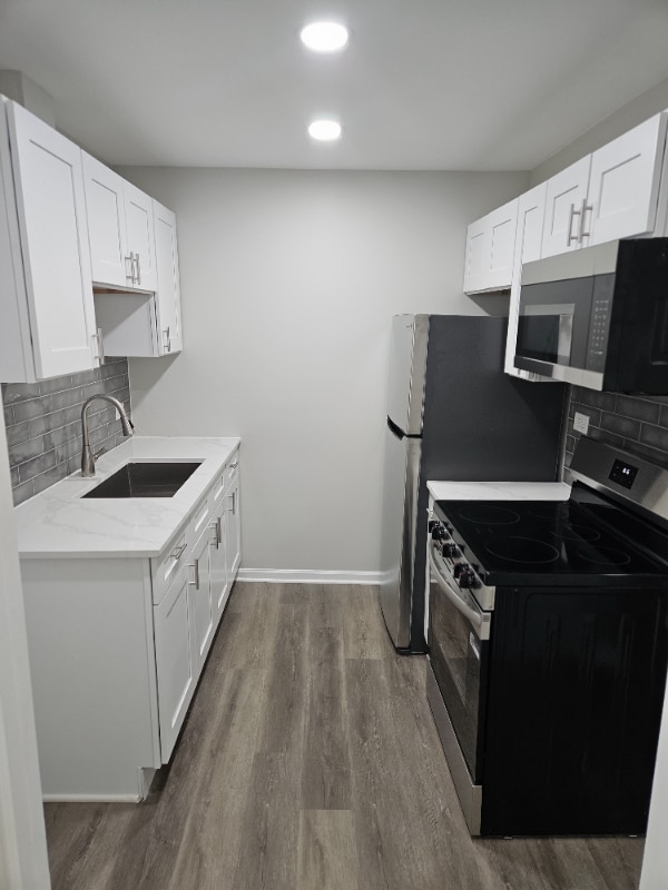 Photo - 135 E 103rd St Apartment