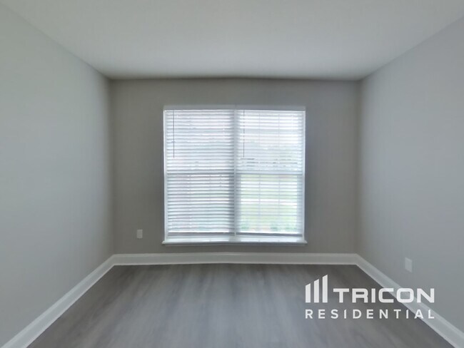 Foto del edificio - 2053 Jomil Ct