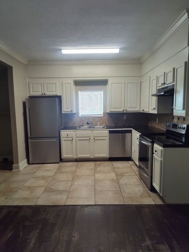 Foto del edificio - 358 E Ridgeway St