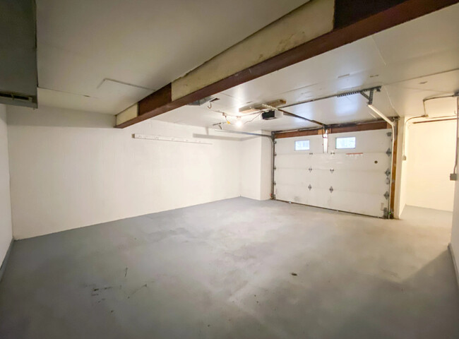 Building Photo - Catalpa Crossing Apartments