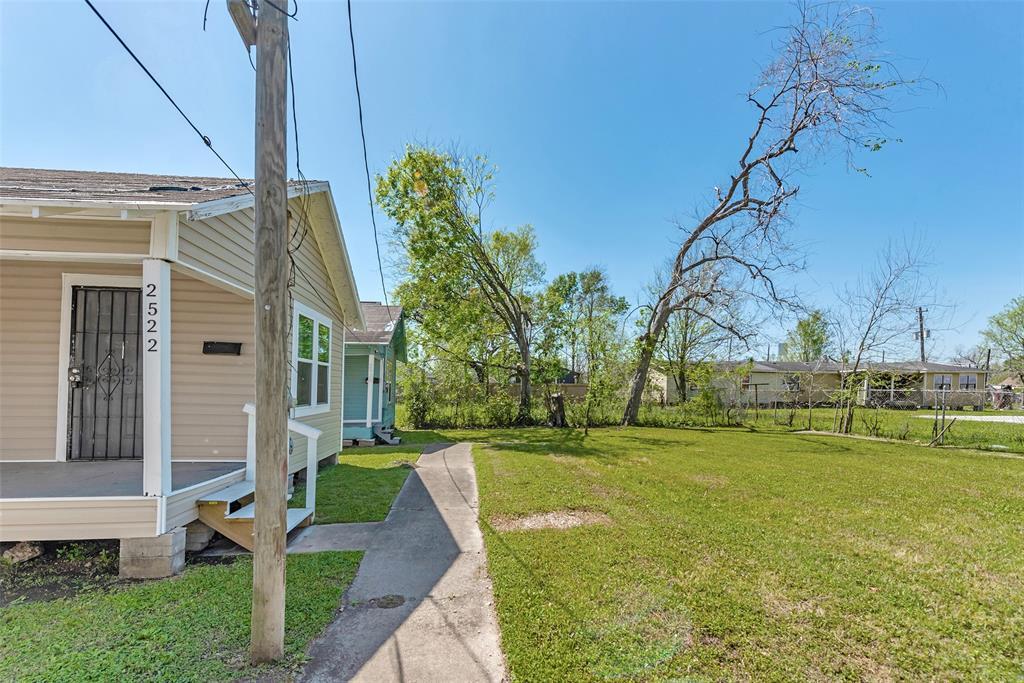 Foto principal - 2528 Campbell St