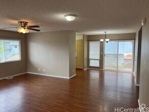 Building Photo - 99-721-721 Meaala St