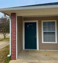 Building Photo - 103 Copper Top Trl