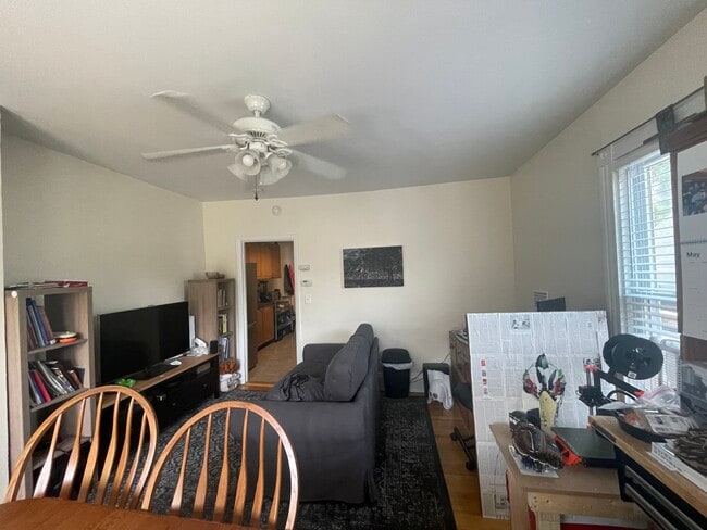 Building Photo - 85 Walden St