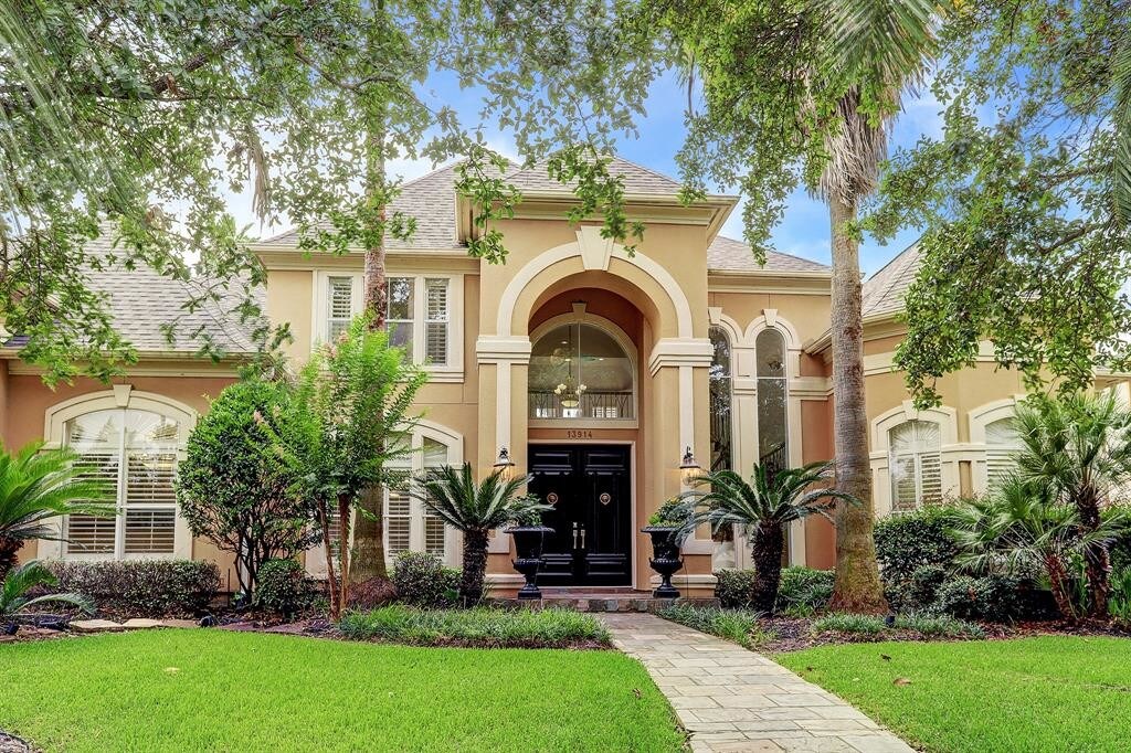 Foto principal - 13914 Barnhart Blvd