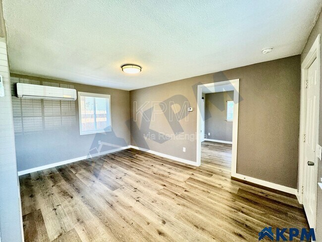 Foto del edificio - 316 S Gertrude Ave