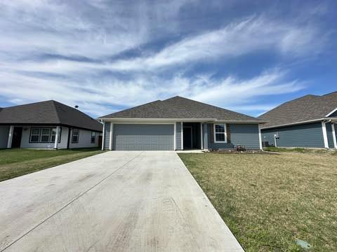 Foto principal - 292 Sunnyside Dr